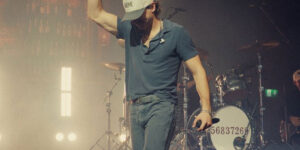 Tucker Wetmore gana el primer premio ACM