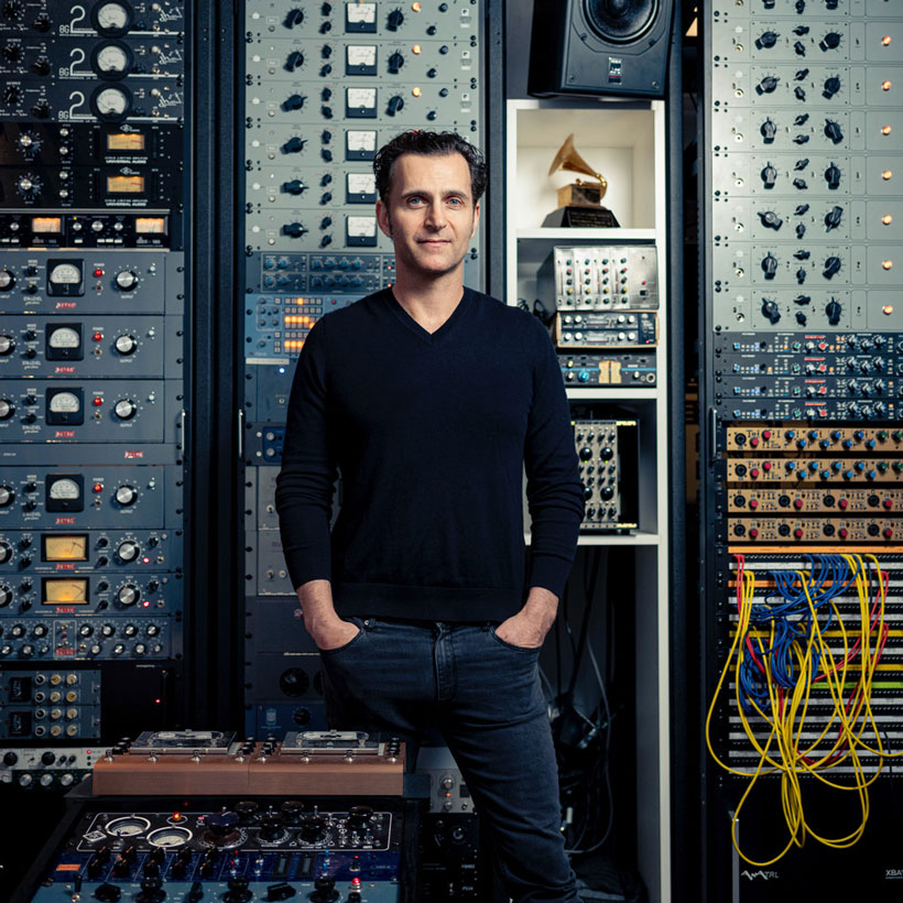 Dweezil Zappa press photo