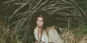 Después de dos años, Remi Wolf regresa con ‘Twiggy’