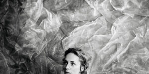Escuche ‘Laymelli’ de Agnes Obel en ‘El significado de las flores’
