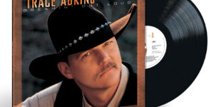 Trace Adkins celebra 30 años de ‘Dreamin’ Out Loud’ con nuevas ediciones de vinilo y CD