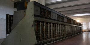 En un pabellón de la Ciudad Universitaria de Buenos Aires funcionó desde 1961 una máquina de 18 metros bautizada por la canción que tocaba y que nadie volvió a encender desde 1971