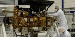 La computadora que sigue mandando datos desde fuera del sistema solar tiene 49 años y 69 kilobytes de memoria: no le entra una sola foto de WhatsApp