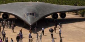 Argentina hizo volar en 1960 un avión de carga de cuatro motores con forma de ala diseñado por el creador del ala volante secreta de Hitler: nunca transportó una sola carga