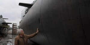 En un astillero de Buenos Aires descansan desde 1983 los cascos de dos submarinos alemanes de 66 metros que nunca tocaron el agua
